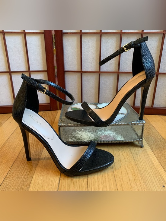 ALDO Shoes - GUC ALDO Hi-Heel Black Women's Ankle Strap Textured Leather Sandals in Size 7.5M